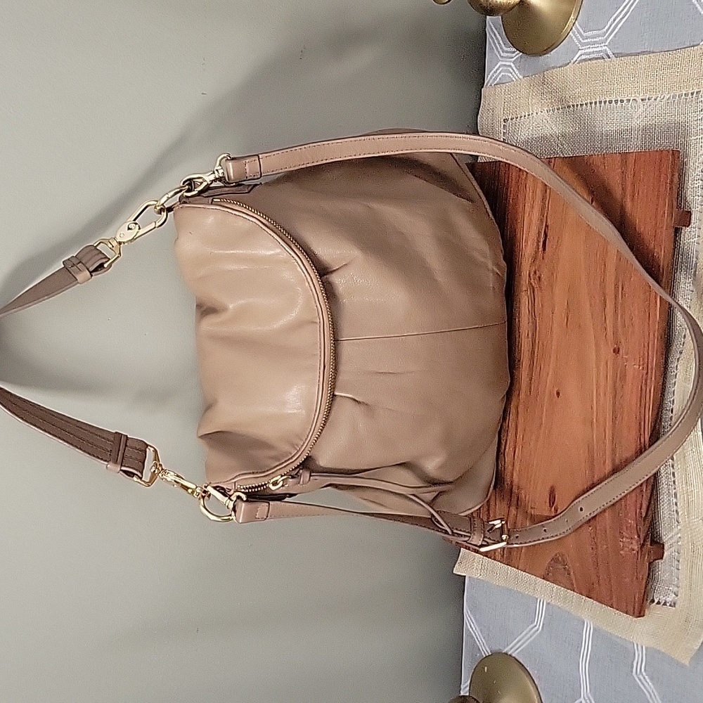 Margot Reposhed Adelle Leather Hobo Crossbody